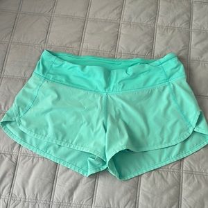 Lululemon Speed Up Shorts size 6